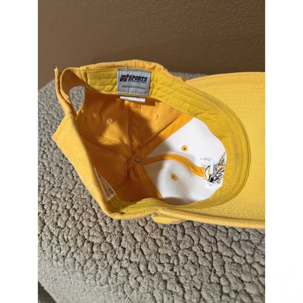 Minnesota Vikings Hat Cap hook&loop Strap back One Size Yellow Sport Specialties